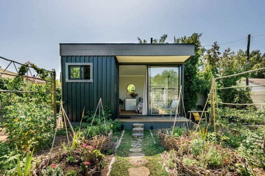 tiny house garden