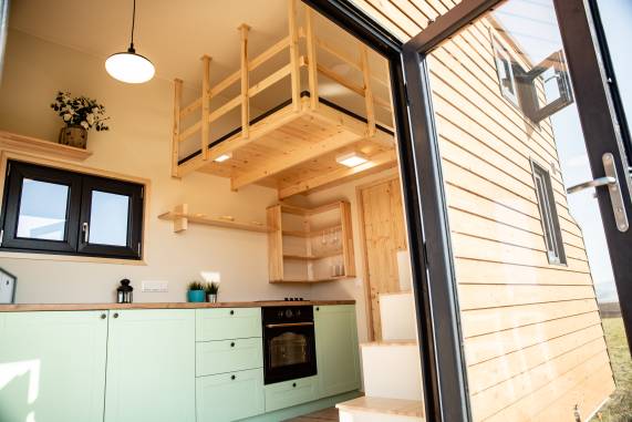 Easy Space Saving DIY Projects for Tiny House