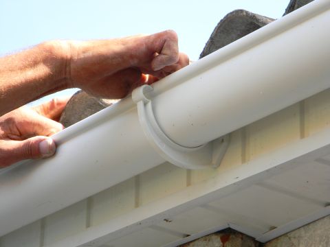 Replacing Gutters Yourself