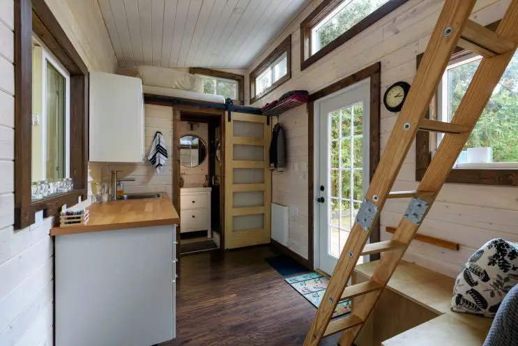 Window Treatment Options for Tiny Homes